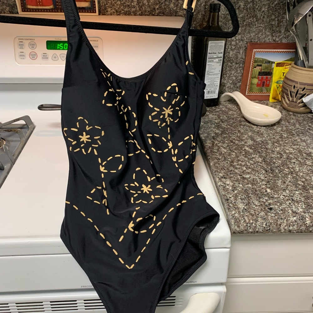 Gideon oberson 6 bathing suit